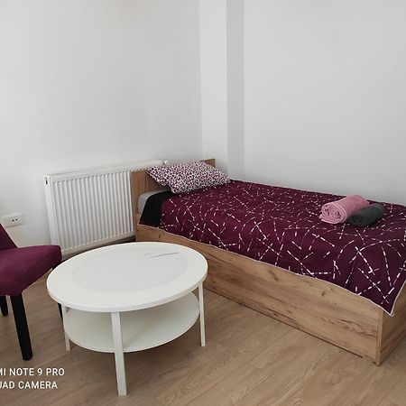 סקופיה Hostel Denica חדר תמונה