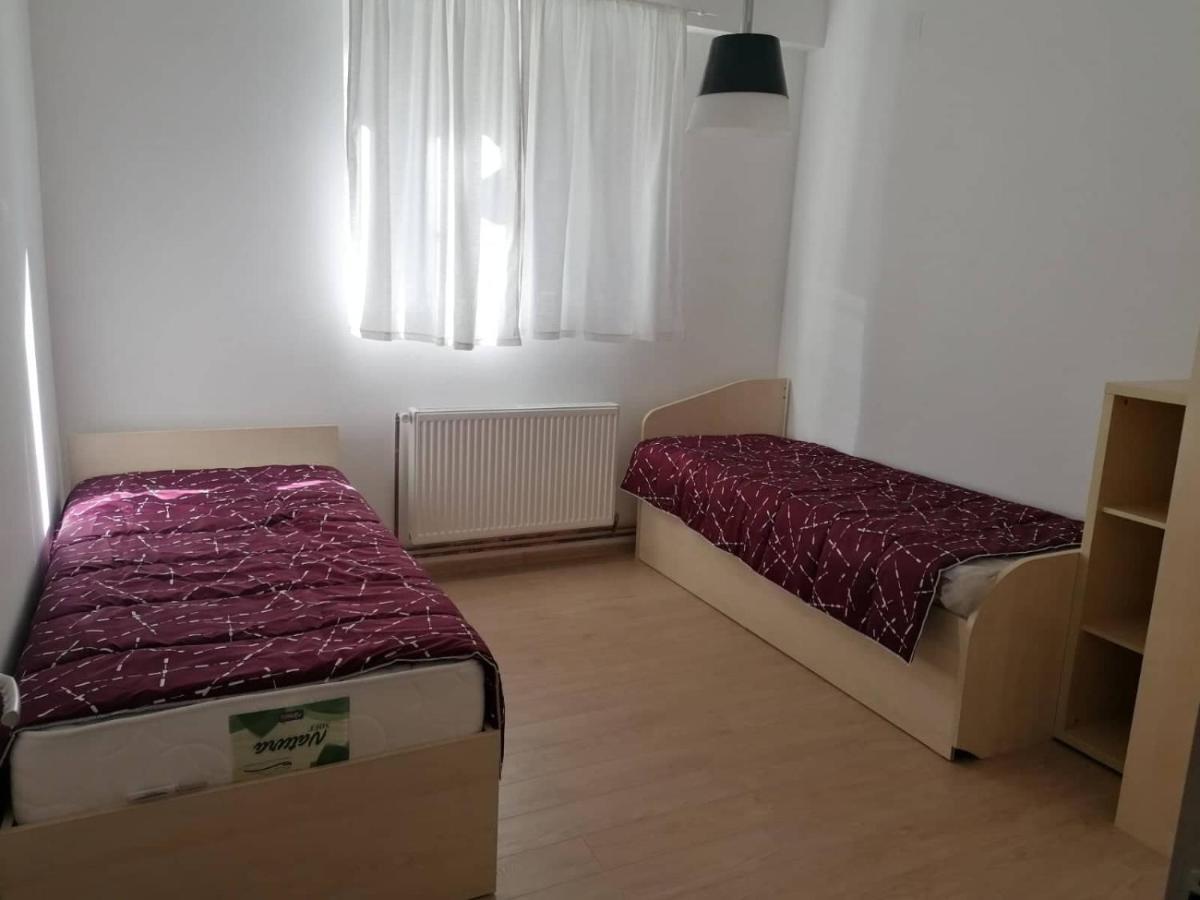 סקופיה Hostel Denica מראה חיצוני תמונה