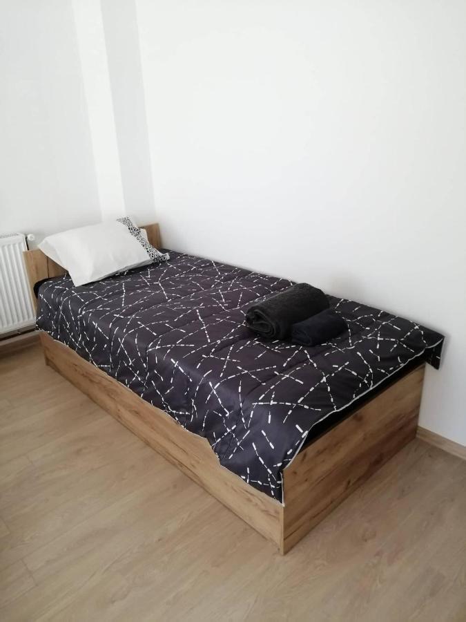 סקופיה Hostel Denica מראה חיצוני תמונה