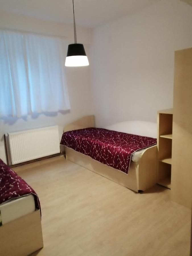 סקופיה Hostel Denica מראה חיצוני תמונה